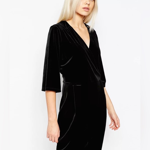 Monki Velvet Black Wrap Front Gothic Jumpsuit women’s size XS - Picture 4 of 16